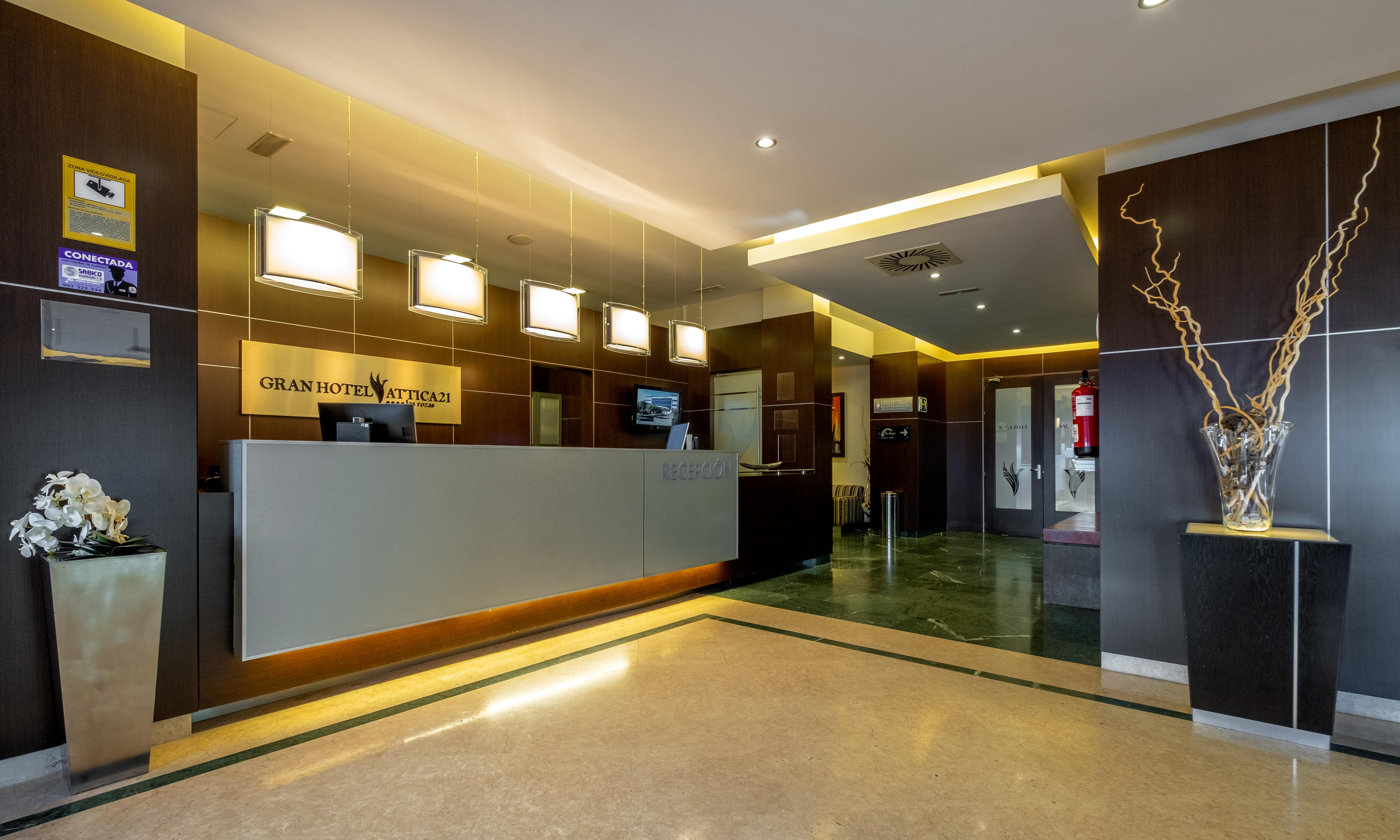 Hotel Attica21 Las Rozas Zewnętrze zdjęcie