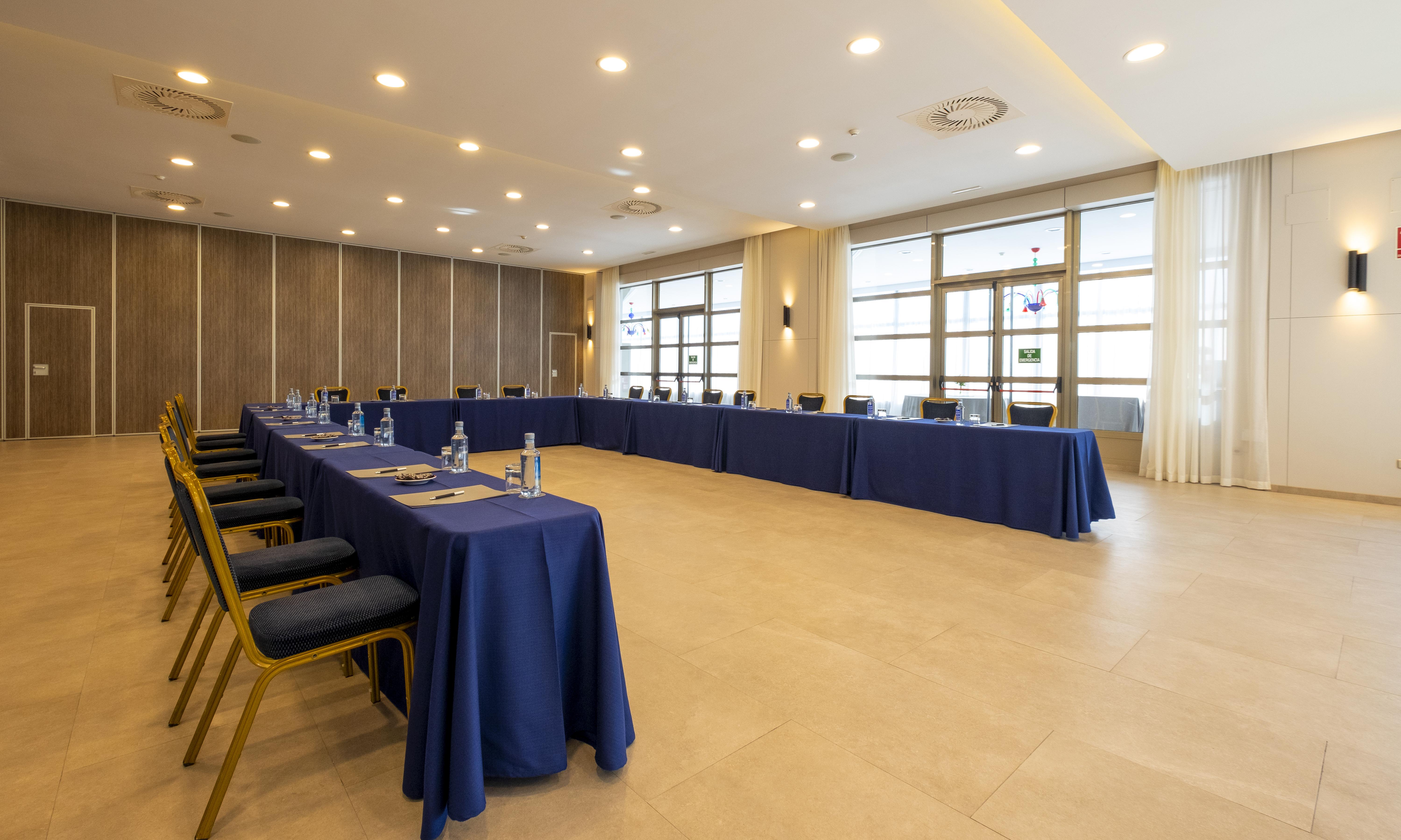 Hotel Attica21 Las Rozas Zewnętrze zdjęcie